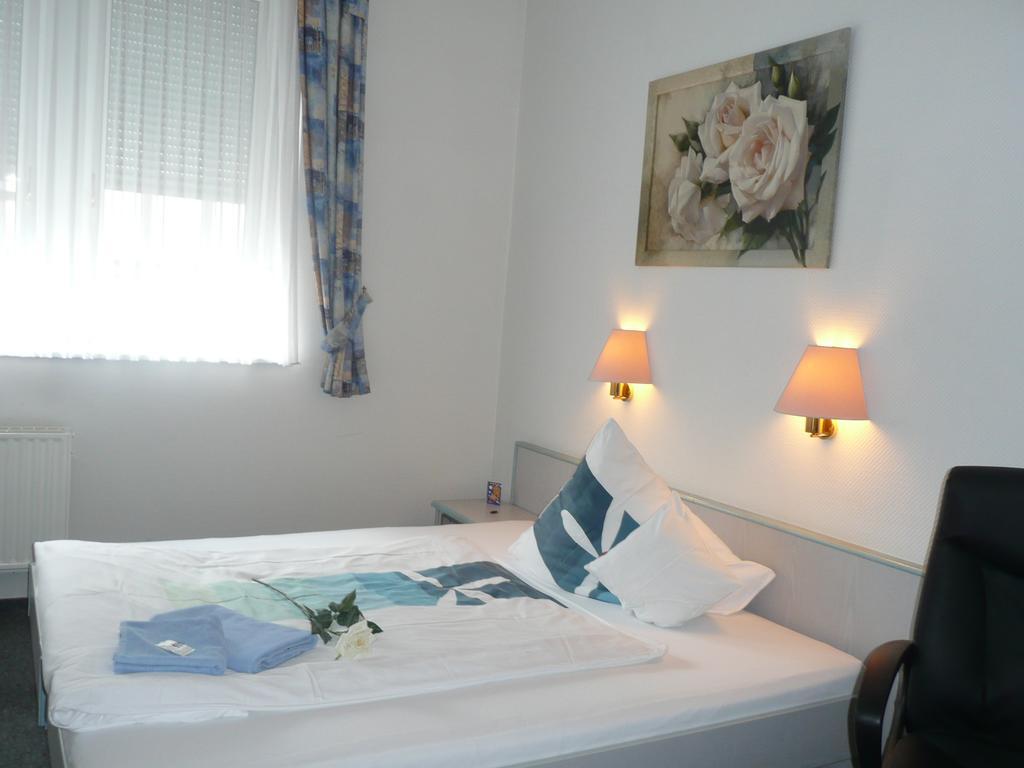Landgasthaus Bonn Baunatal Zimmer foto